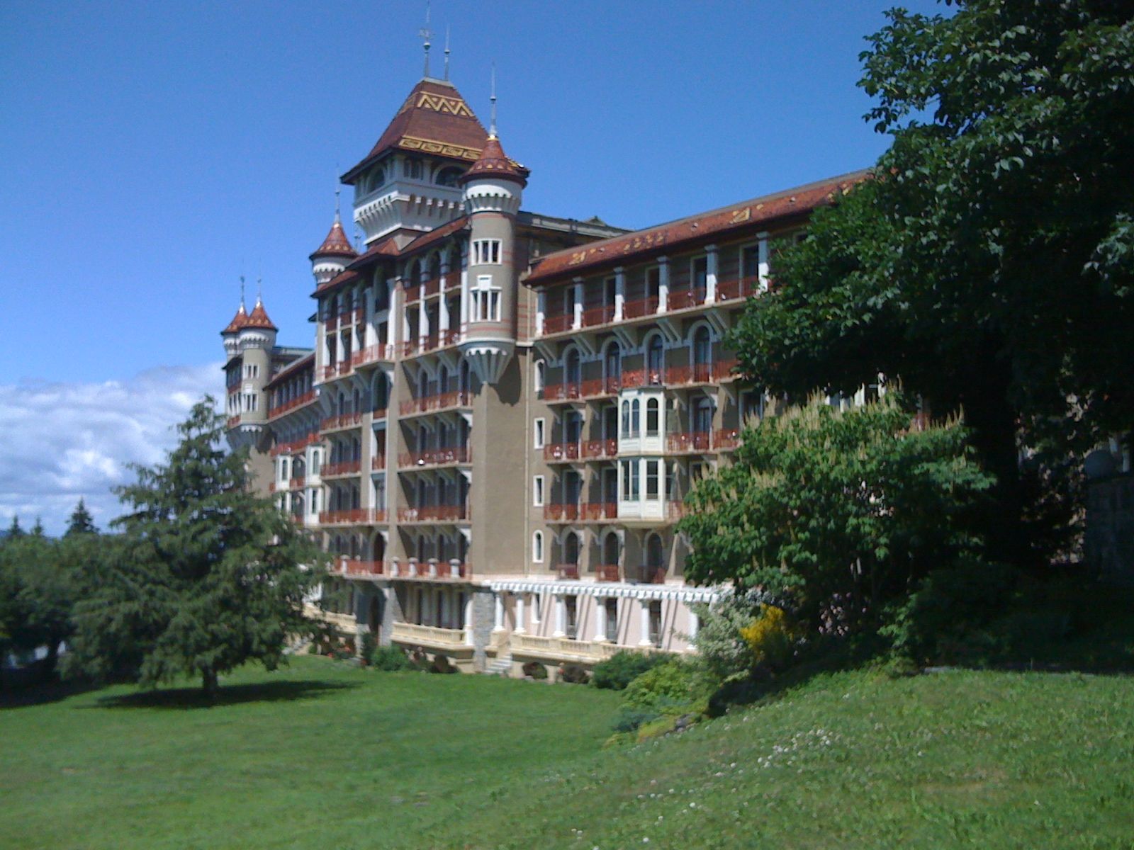 CAUX HOTEL